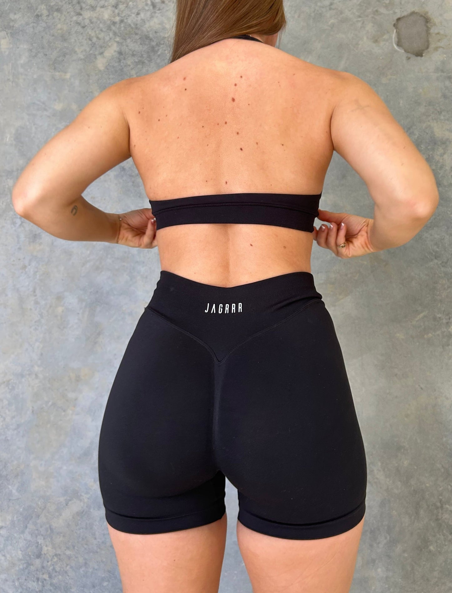 Strive Scrunch Seamless Shorts | Black