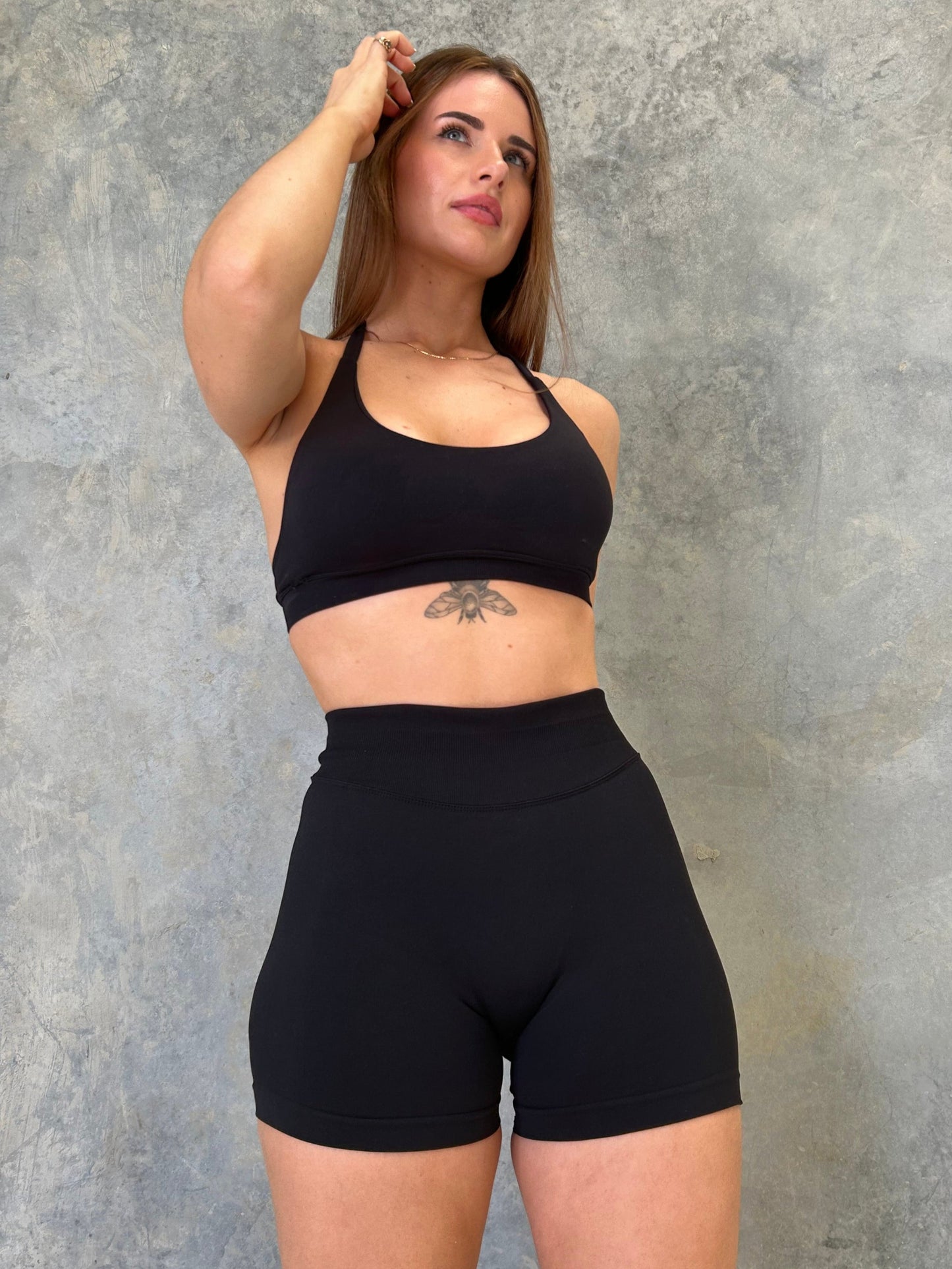 Strive Scrunch Seamless Shorts | Black