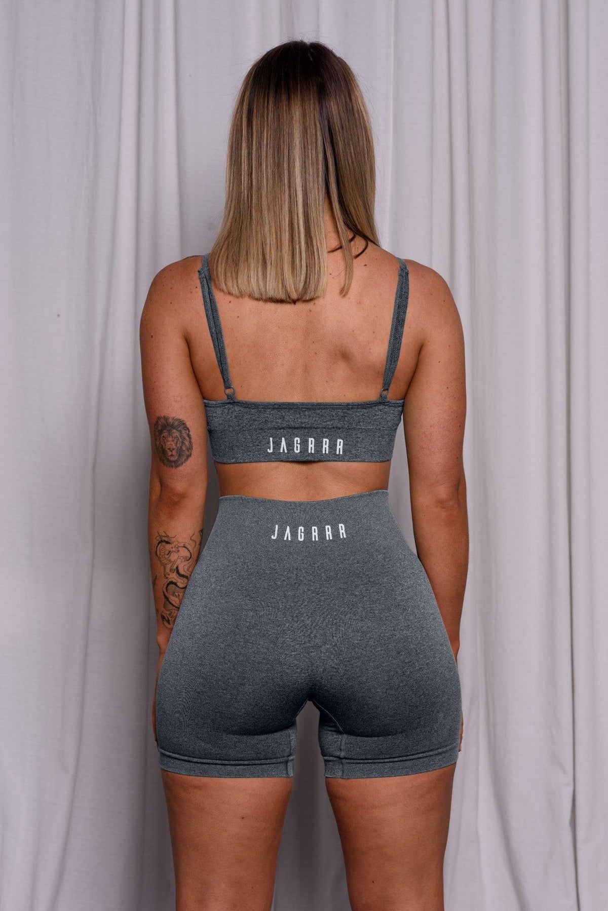 Seamless Bike Shorts | Charcoal - Jagrrr